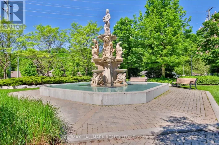 411 - 8201 ISLINGTON AVENUE, Vaughan