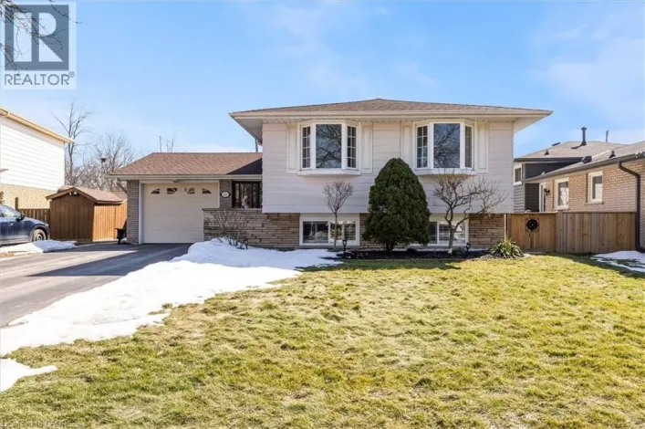 411 BRYANT Crescent, Burlington