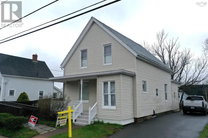 411 Nelson Street, New Glasgow