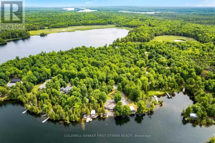 411 PICKEREL BAY ROAD, Lanark Highlands