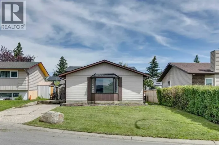 411 Rundleson Place NE, Calgary