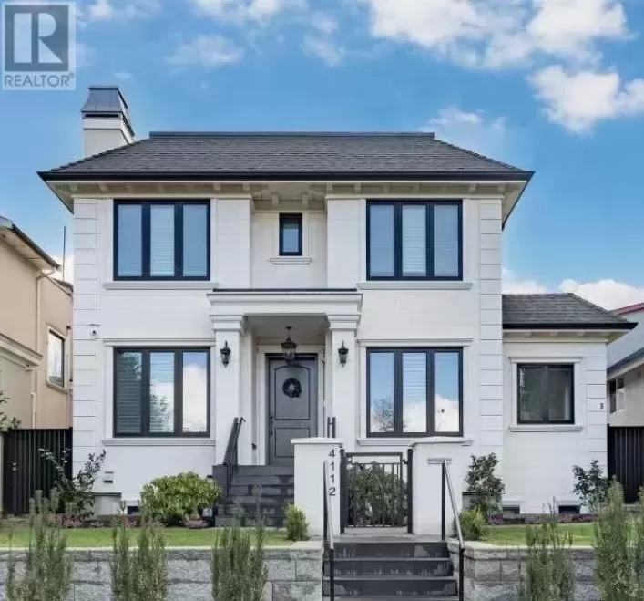 4112 W 11TH AVENUE, Vancouver