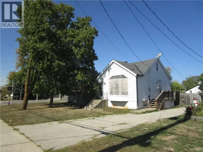 411-413 HIGHWAY 8, Hamilton