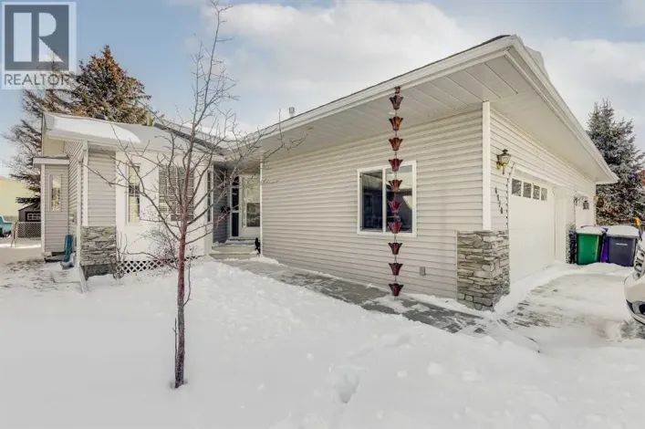 4118 Silverpark Estates Close, Olds