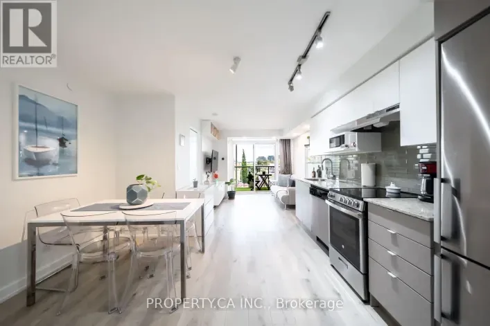 412 - 120 VARNA DRIVE, Toronto