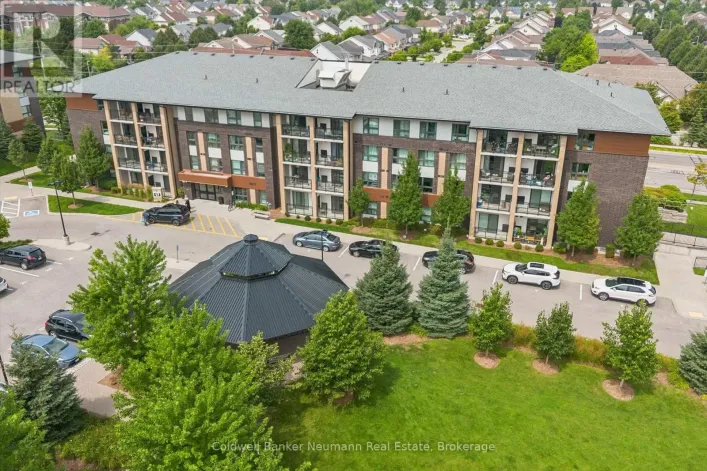 412 - 17 KAY CRESCENT, Guelph
