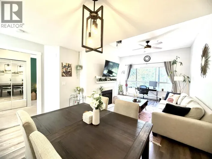 412 2960 PRINCESS CRESCENT, Coquitlam