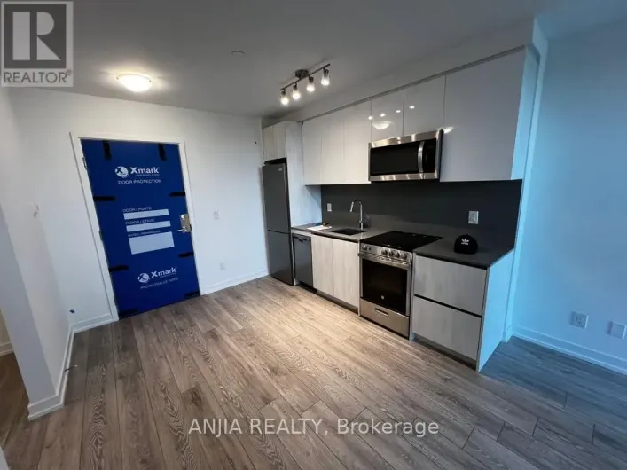 412 - 3100 KEELE STREET, Toronto