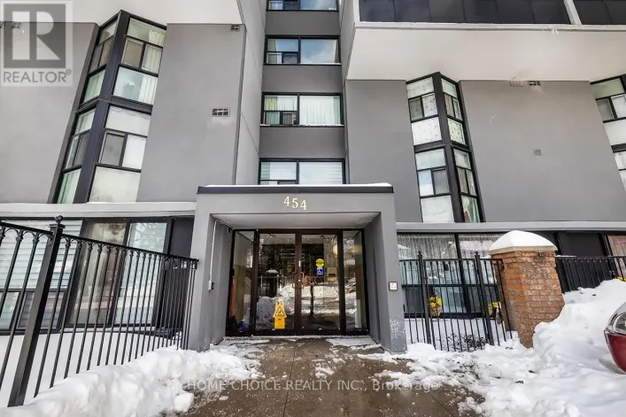 412 - 454 CENTRE STREET, Oshawa