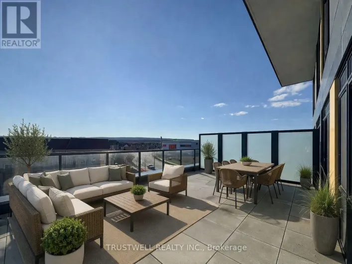 412 - 4878 POWERS COMMON, Burlington