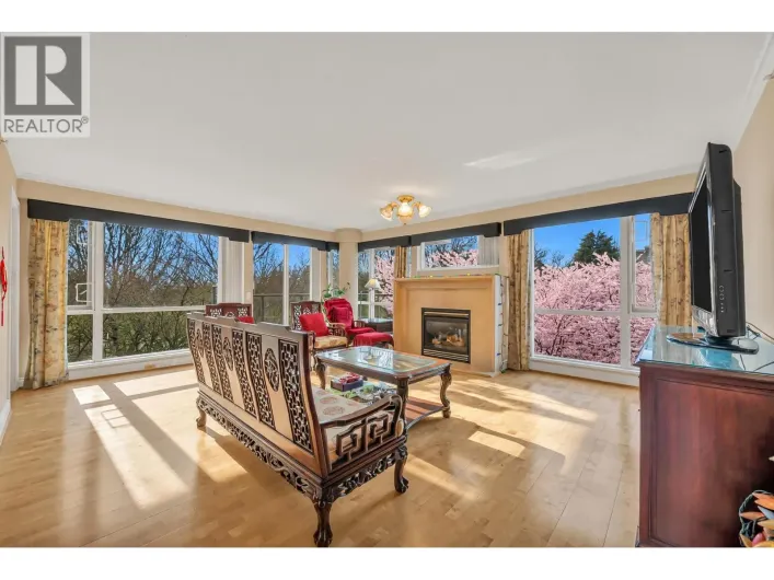 412 618 W 45TH AVENUE, Vancouver