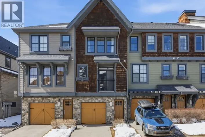 412 Ascot Circle SW, Calgary