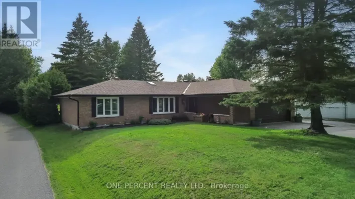 412 MANITOBA STREET, Bracebridge)