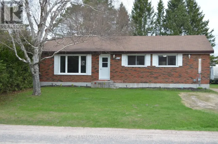 412 SWEEZY STREET W, Powassan