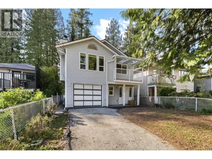4125 LYNN VALLEY ROAD, North Vancouver