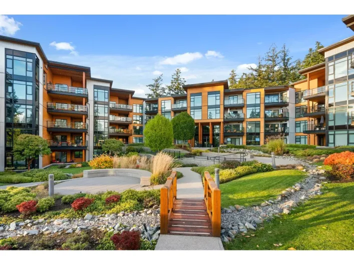 413 14855 THRIFT AVENUE, White Rock