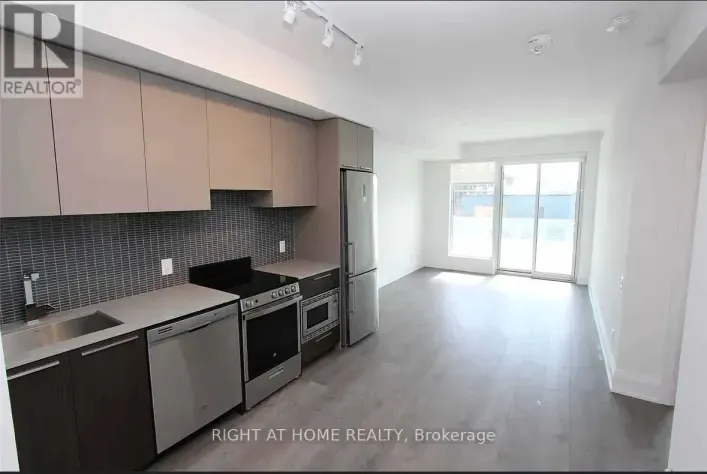 Apartment for rent: 413 - 20 BRIN DRIVE, Toronto