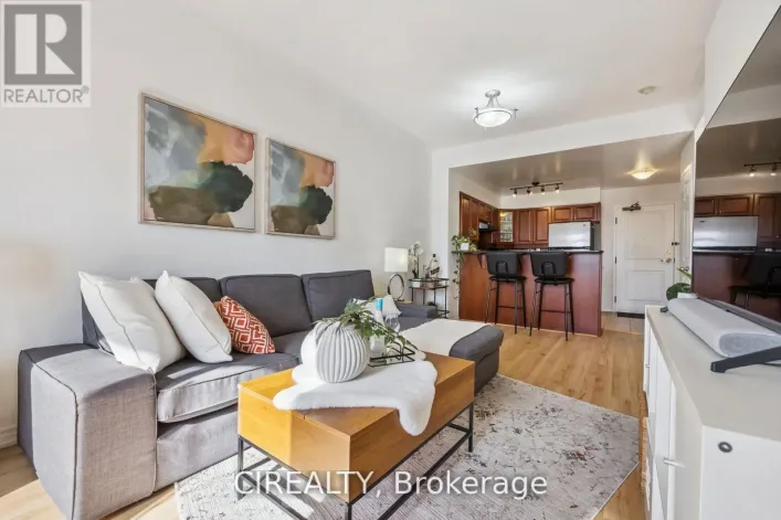 413 - 4200 BATHURST STREET, Toronto