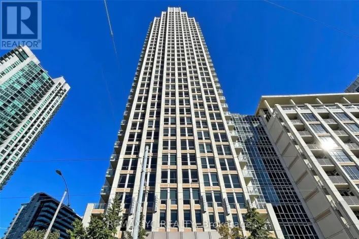 413 - 628 FLEET STREET, Toronto