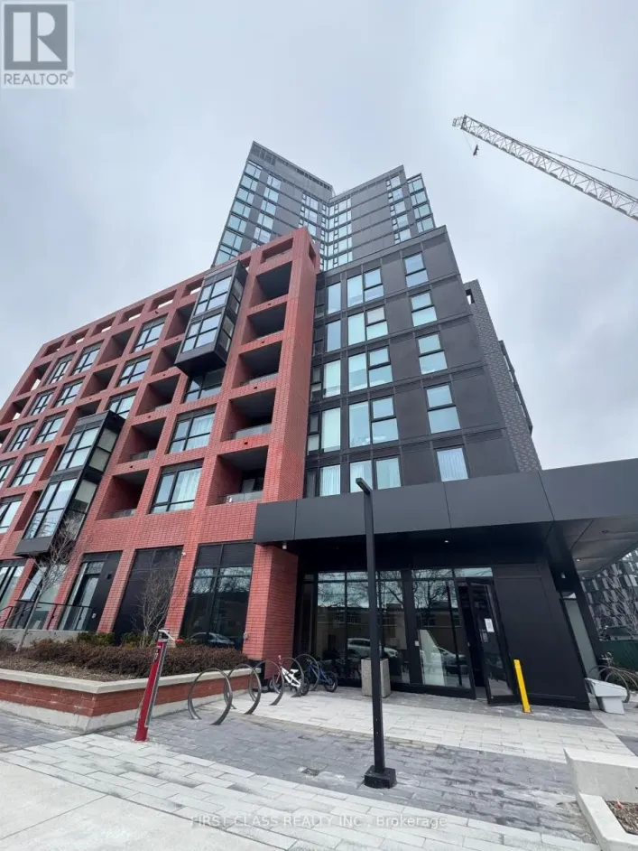 413 - 8 TIPPETT ROAD, Toronto