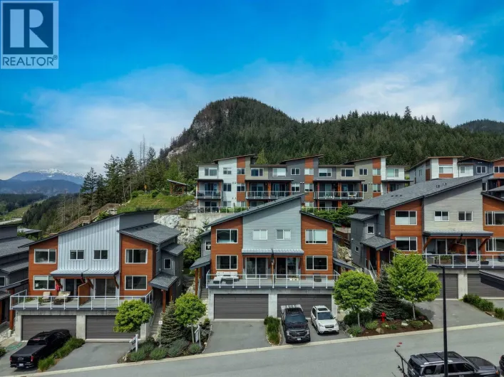 41322 HORIZON DRIVE, Squamish