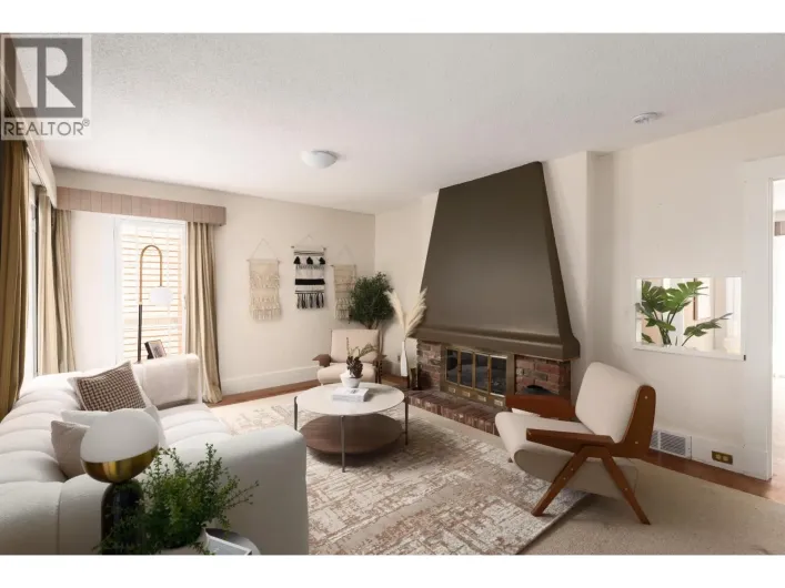 4138 W 13TH AVENUE, Vancouver