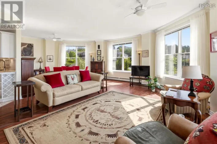 414 120 Southgate Drive, Bedford