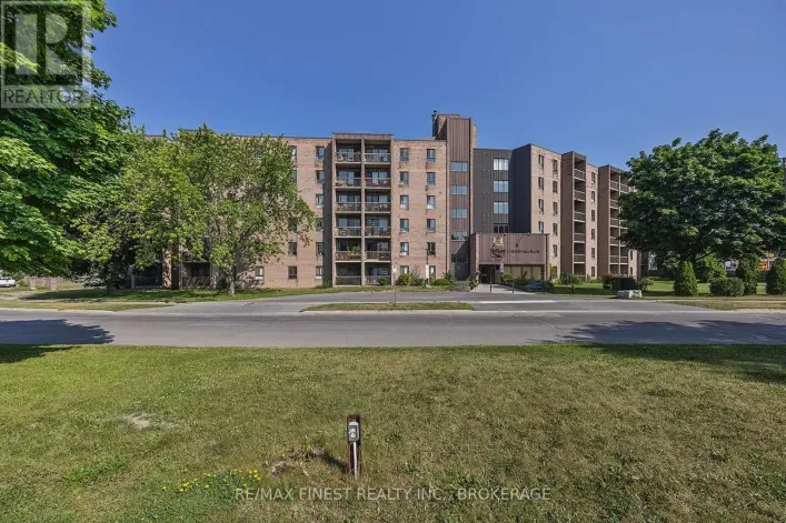 414 - 17 ELDON HALL PLACE, Kingston