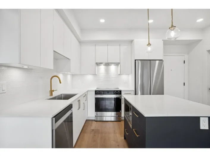 414 20286 72B AVENUE, Langley