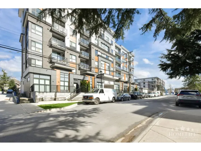 414 20695 EASTLEIGH CRESCENT, Langley