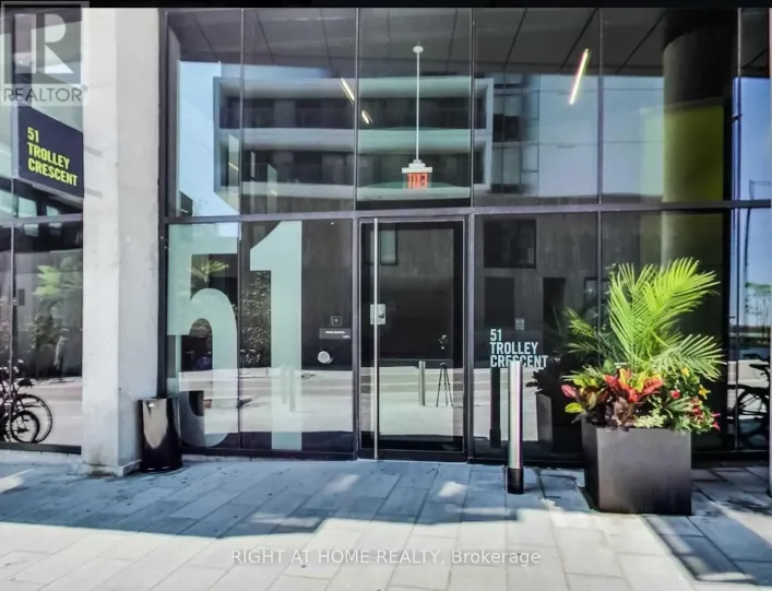 414 - 51 TROLLEY CRESCENT, Toronto