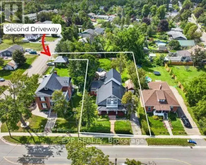 House for sale: 414 OSBORNE STREET, Brock