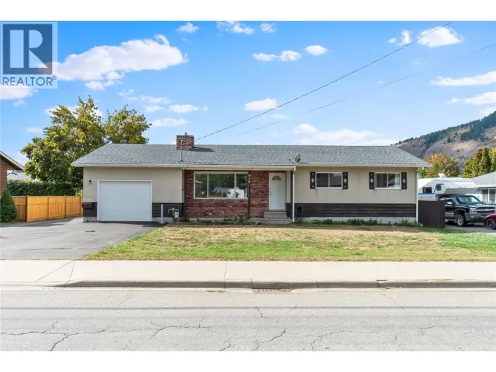 414 Pine Street, Chase