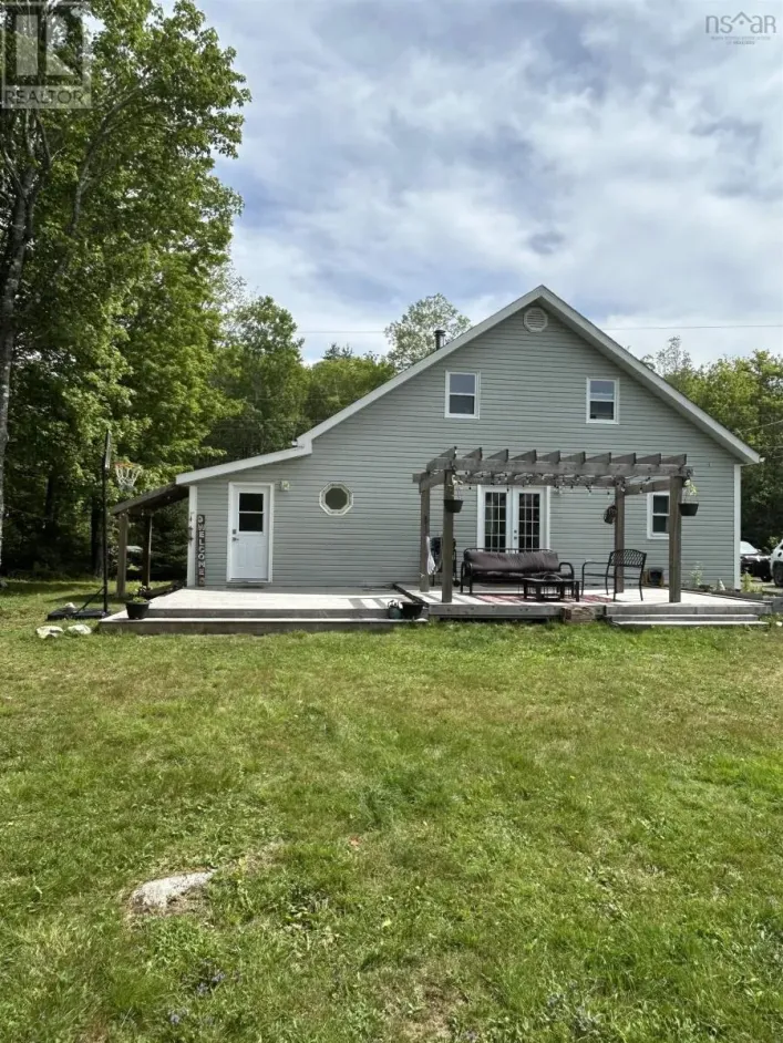 4149 Woodstock Road, Walden