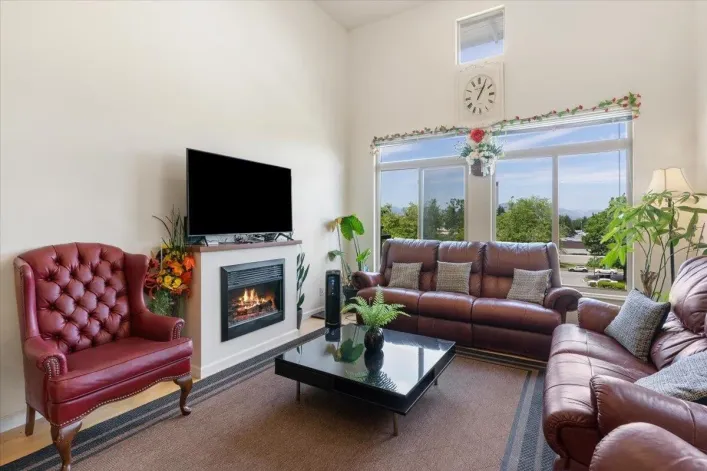 415 10180 153 STREET, Surrey