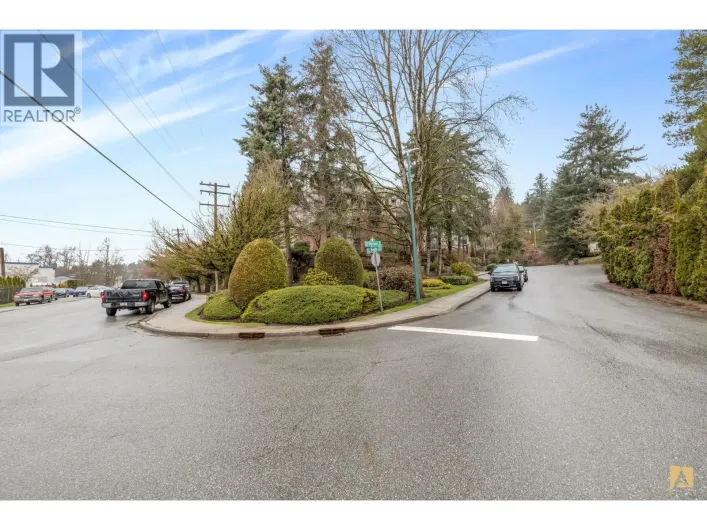 415 1591 BOOTH AVENUE, Coquitlam