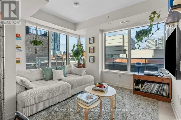 415 - 212 KING WILLIAM STREET, Hamilton