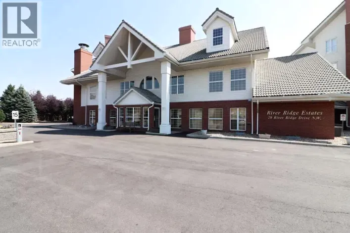 Apartment for sale: 415, 29 River Ridge Drive NW, Medicine Hat