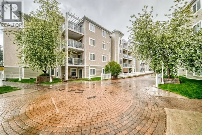 415, 290 Shawville Way SE, Calgary