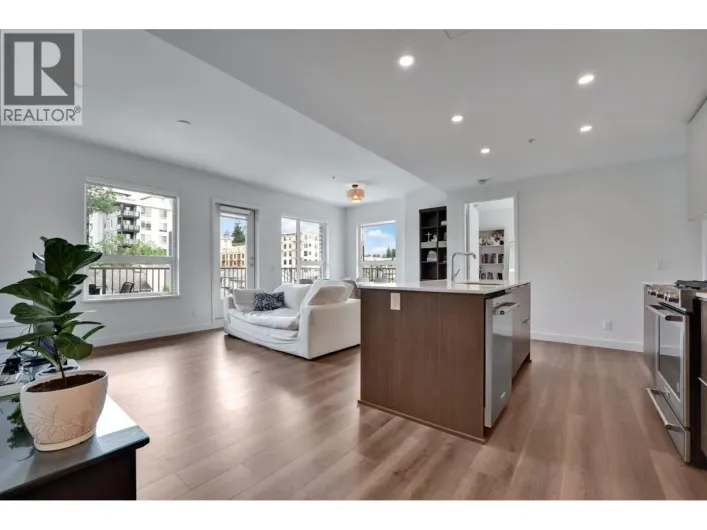 415 648 LEA AVENUE, Coquitlam