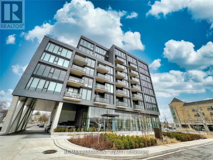 415 - 7 SMITH CRESCENT, Toronto