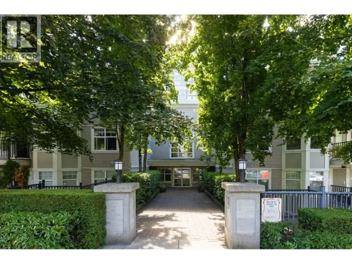 415 7038 21ST AVENUE, Burnaby