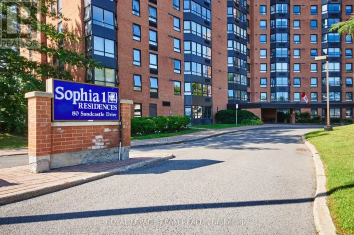 415 - 80 SANDCASTLE DRIVE N, Ottawa