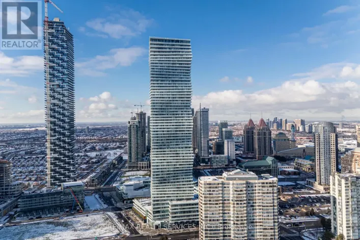 415 WEBB DRIVE, Mississauga