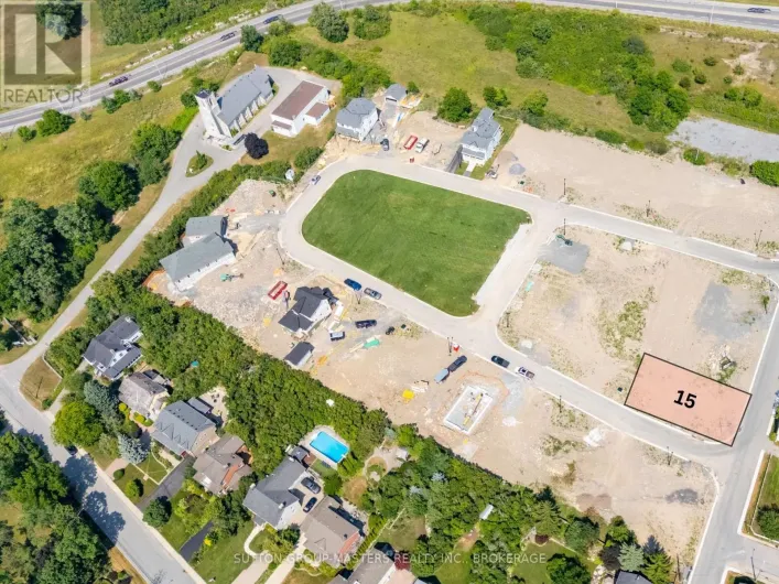 415 WELLINGTON STREET, Kingston)