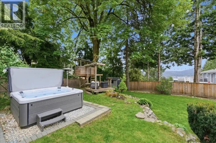 4158 MT SEYMOUR PARKWAY, North Vancouver