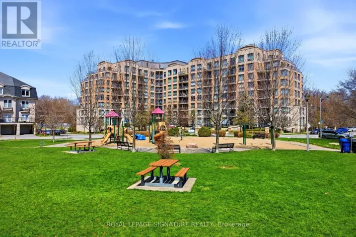 416 - 16 DALLIMORE CIRCLE, Toronto