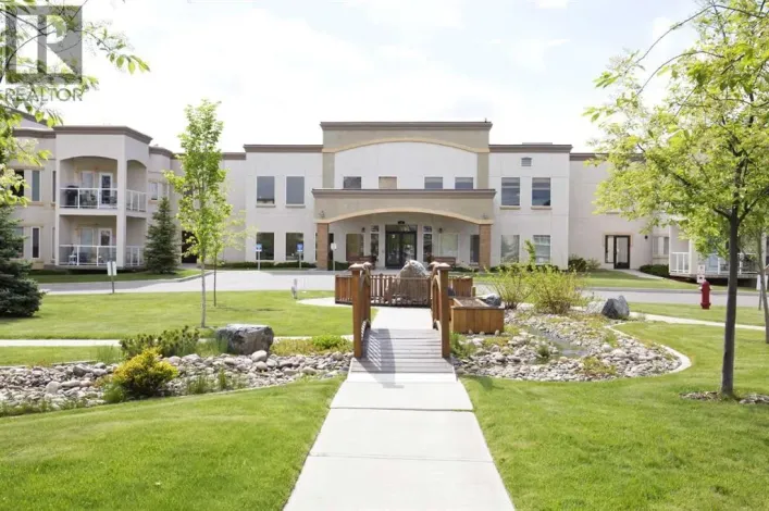 416, 2020 32 Street S, Lethbridge