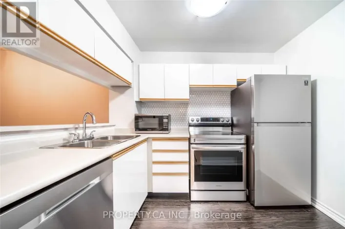 416 - 3050 ELLESMERE ROAD, Toronto