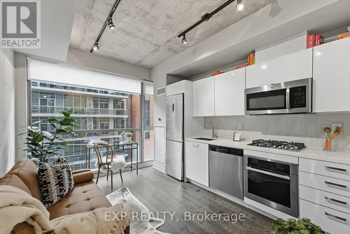 416 - 39 BRANT STREET, Toronto